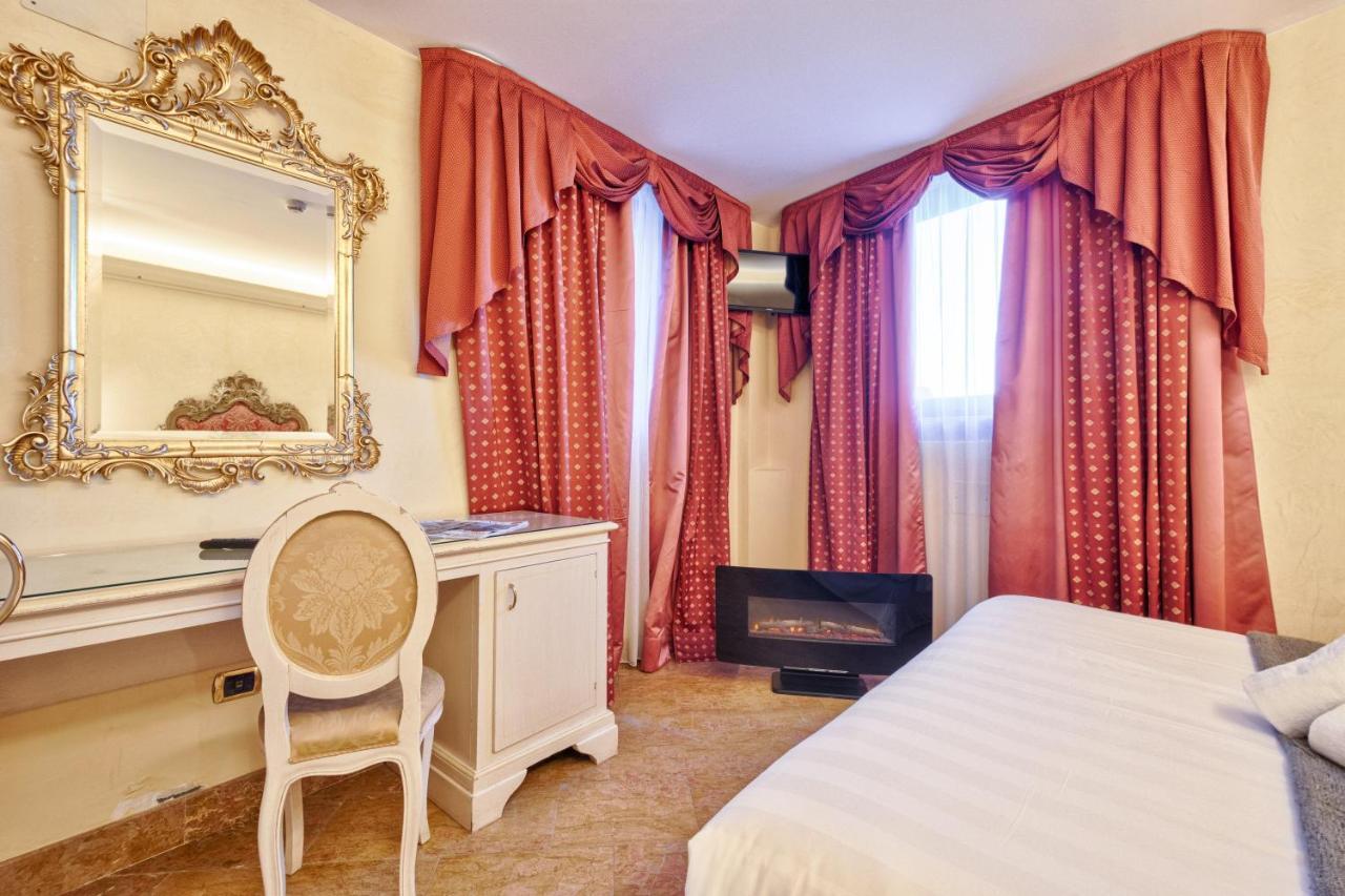 Hotel Vecellio Venice On The Lagoon Exterior foto